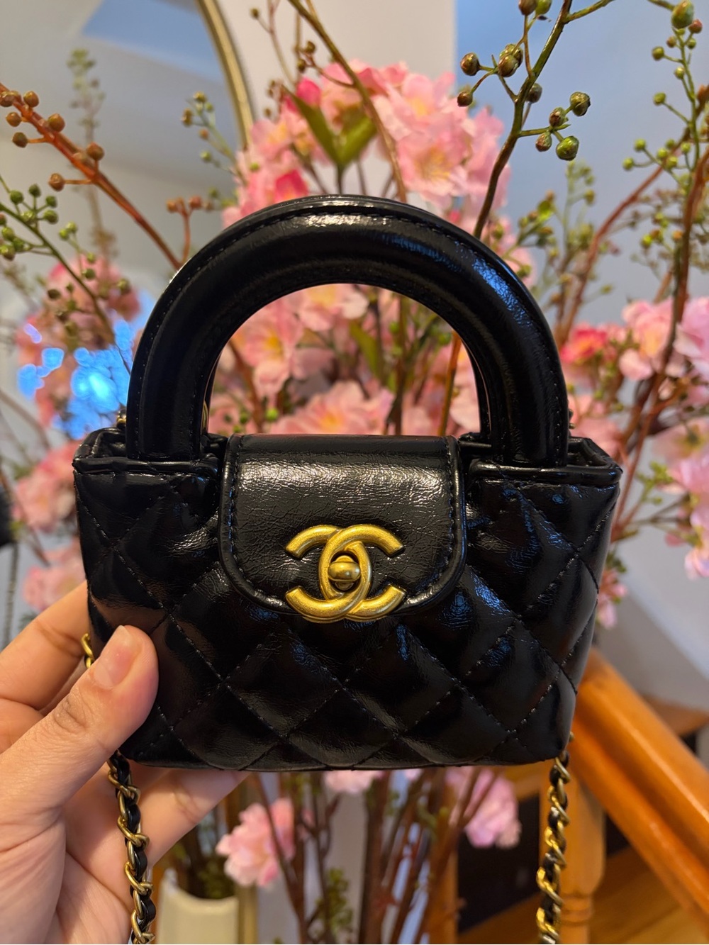 Rare VIP Mini Quilted Top Handle Crossbody Bag – Black & Gold - Picture 6 of 10